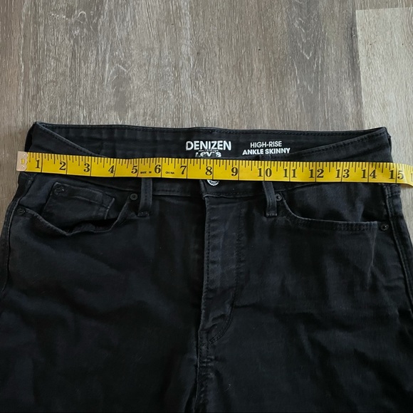 DONATING 12/31 - Denizen/ Levi’s - High Rise Ankle Skinny Jeans - Picture 5 of 5